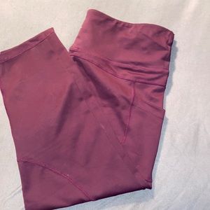 Zyia workout capris plum
